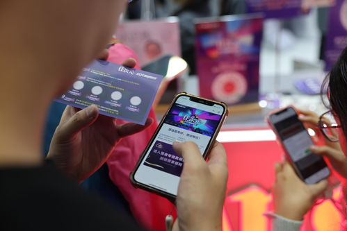 次元破壁，定格热爱 BilibiliWorld 2025佳能展台，捕捉你的高光时刻